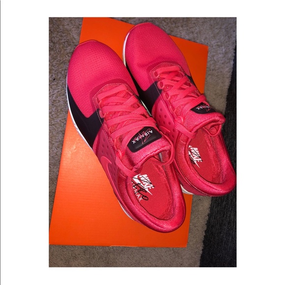 Pink Nike airmax zeros - Picture 2 of 4